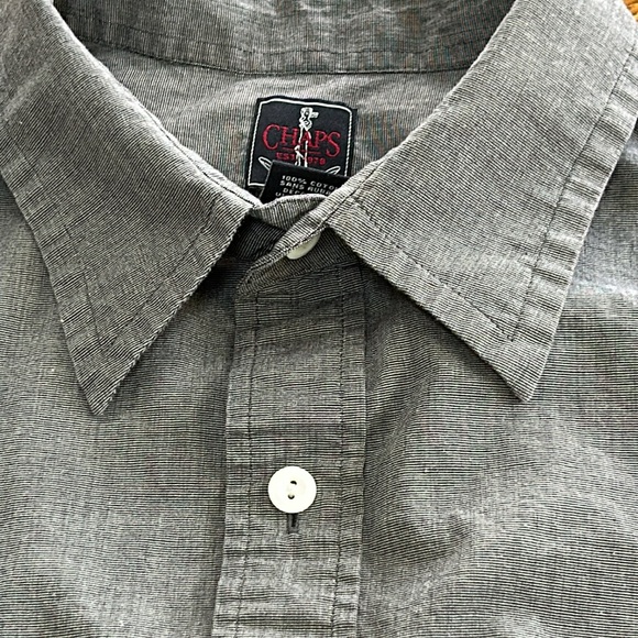 CHAPS brand gray long sleeve shirt. Casual style button down. Size XL. - Picture 6 of 6